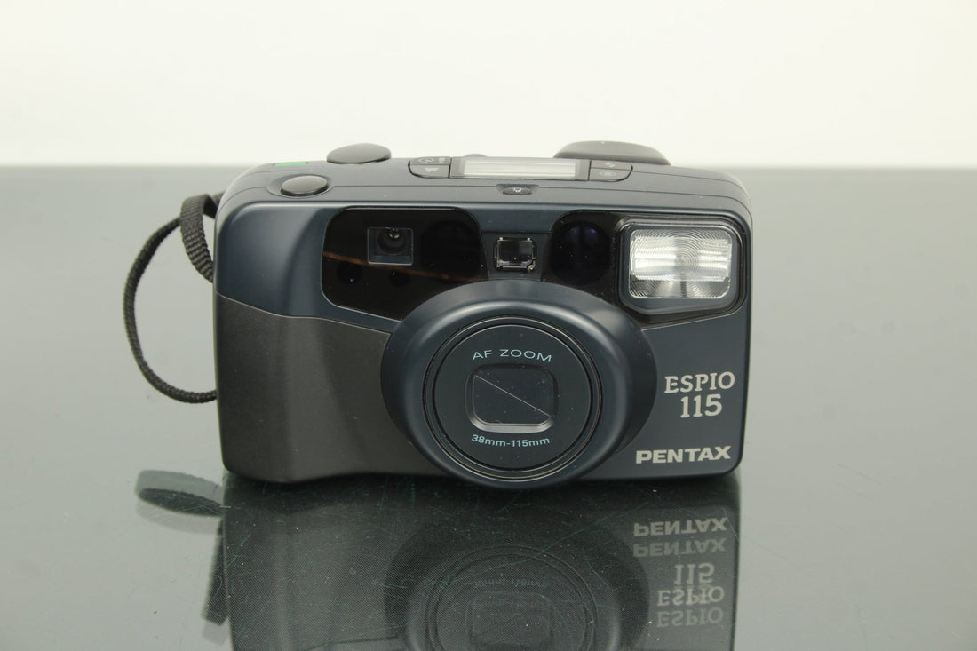Pentax Espio 115 Review in 2025 – Compact Film Joy - Dutch|Thrift