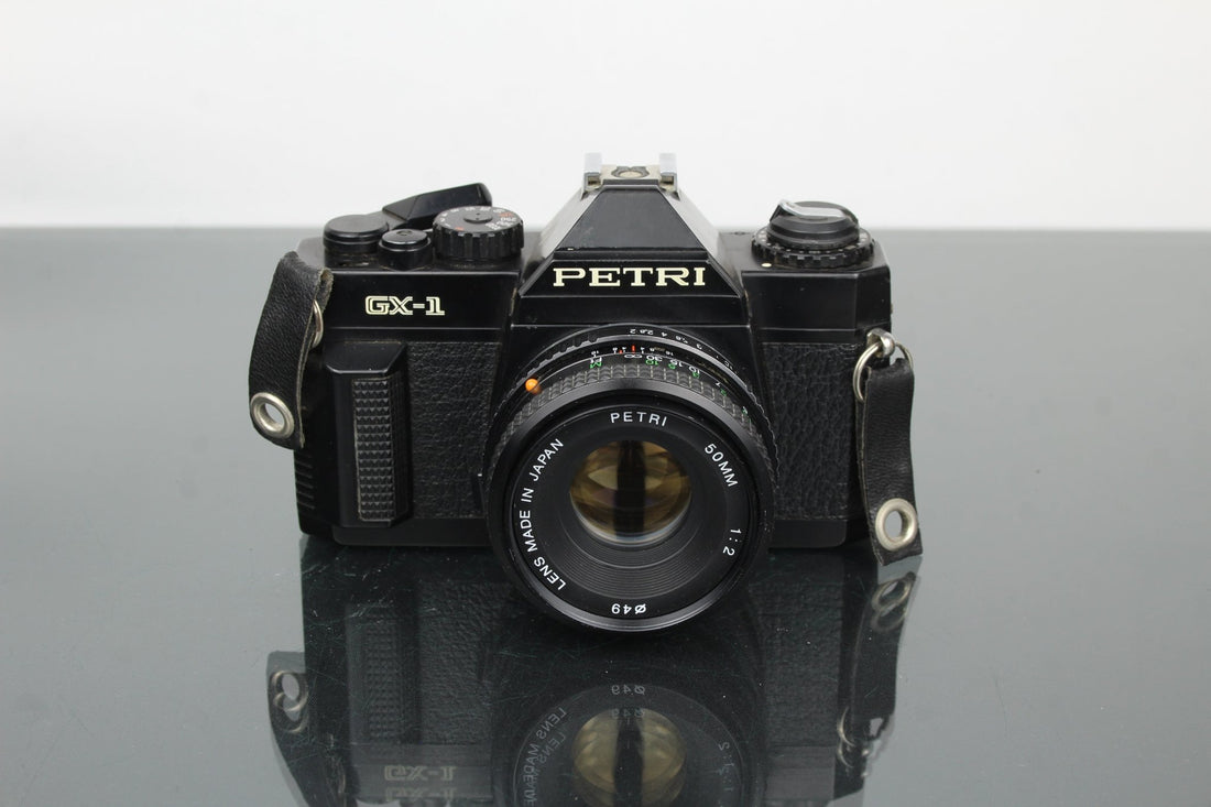 Petri GX-1 Film Camera Review & 50mm f/2 Lens Guide - Dutch|Thrift