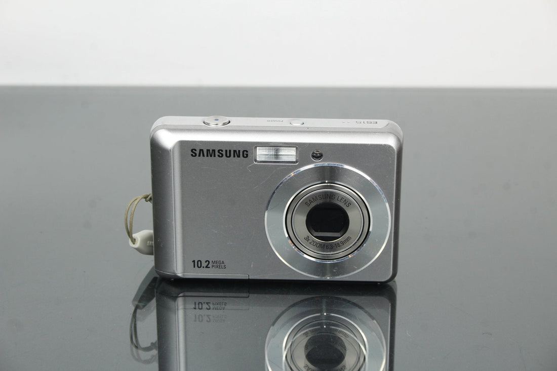 Samsung ES15 Camera in 2025: Creative Uses - Dutch|Thrift