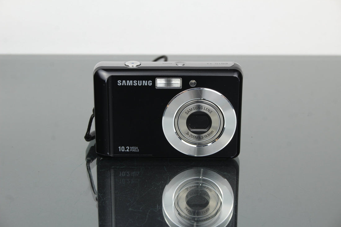 Samsung ES15 Review: Retro Digital in 2025 - Dutch|Thrift