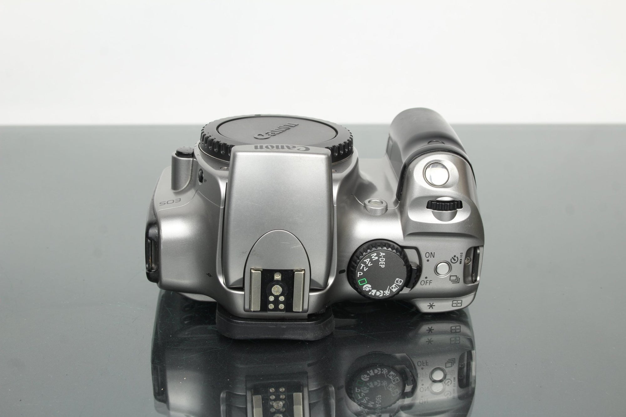 Canon EOS 300D - Dutch|Thrift