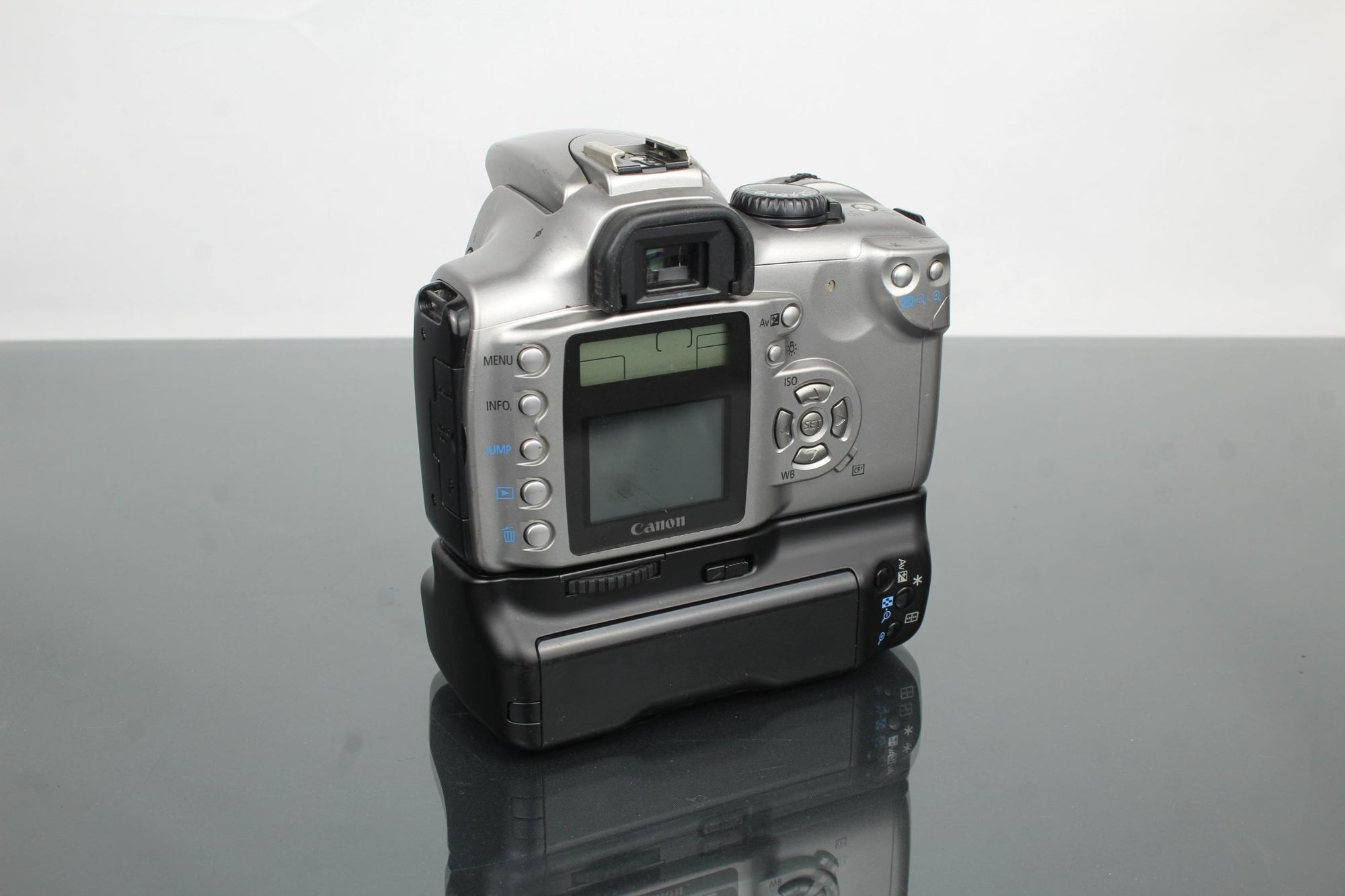 Canon EOS 300D + EF - S 18 - 55mm 1:3.5 - 5.6 Canon lens - Dutch|Thrift