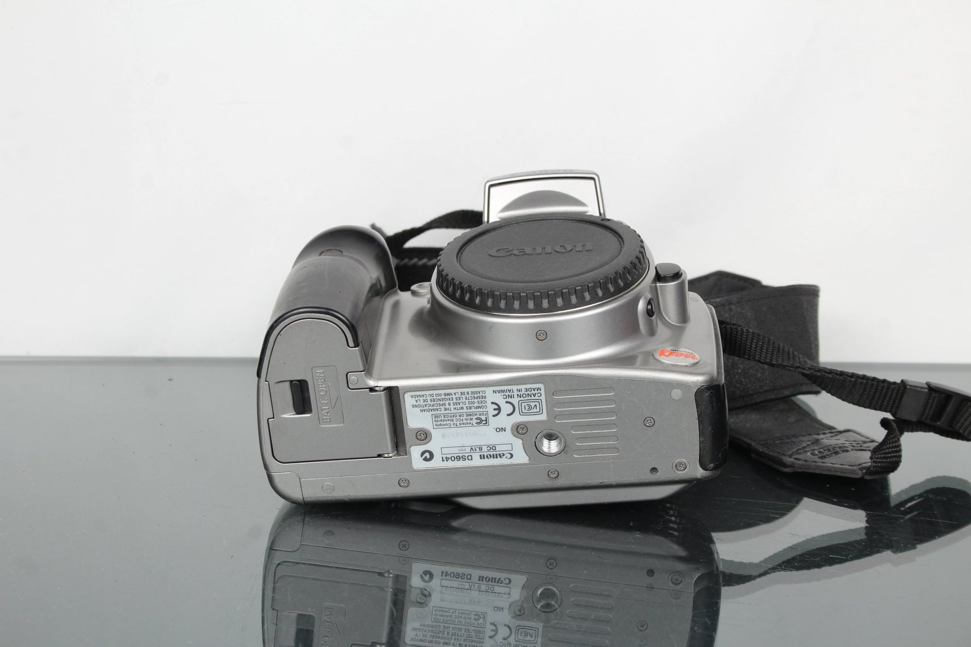 Canon EOS REBEL DS6041 - Dutch|Thrift