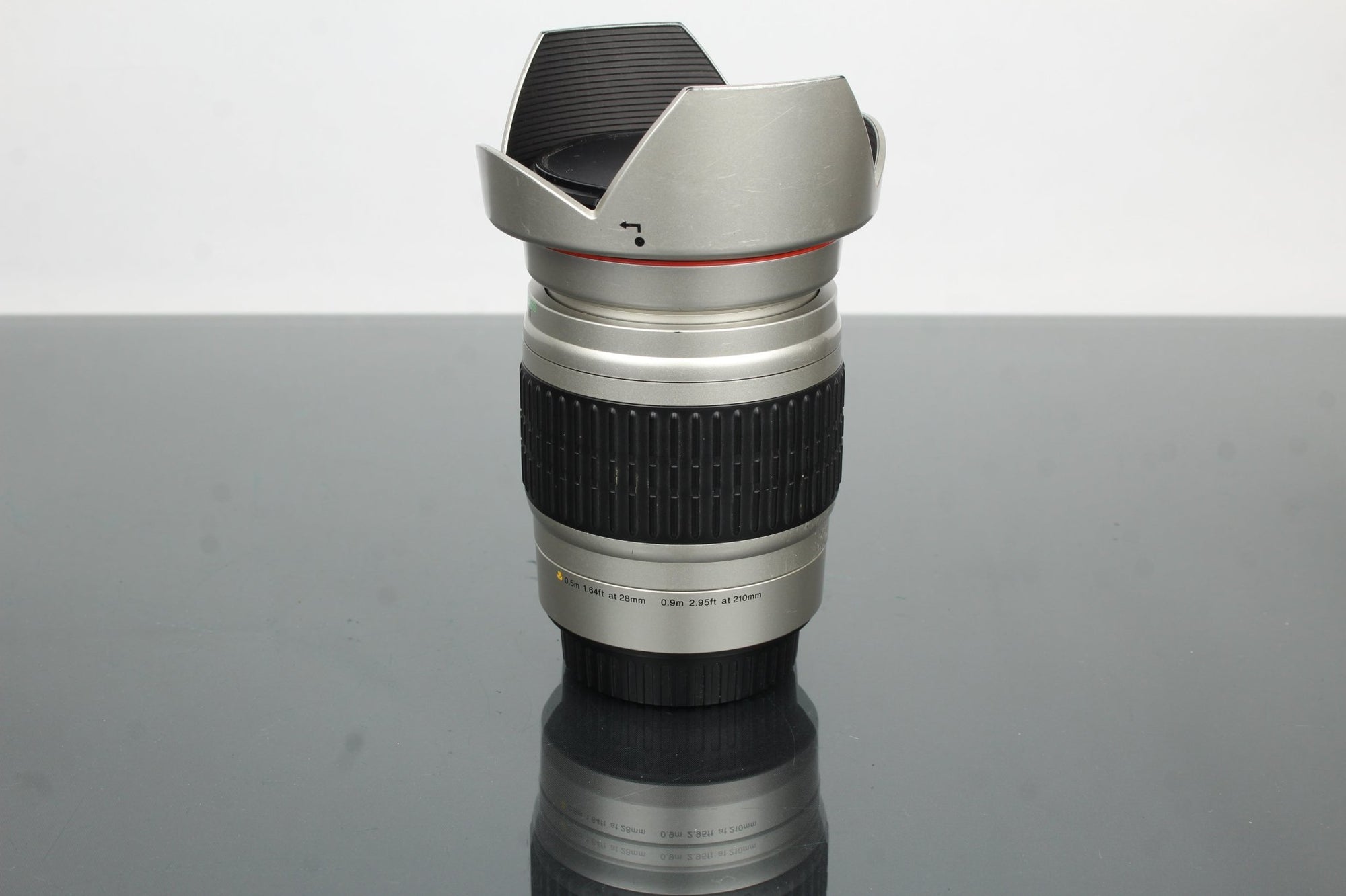Cosina 28 - 210mm MC 1:4.2 - 6.5 Canon EF Mount - Dutch|Thrift