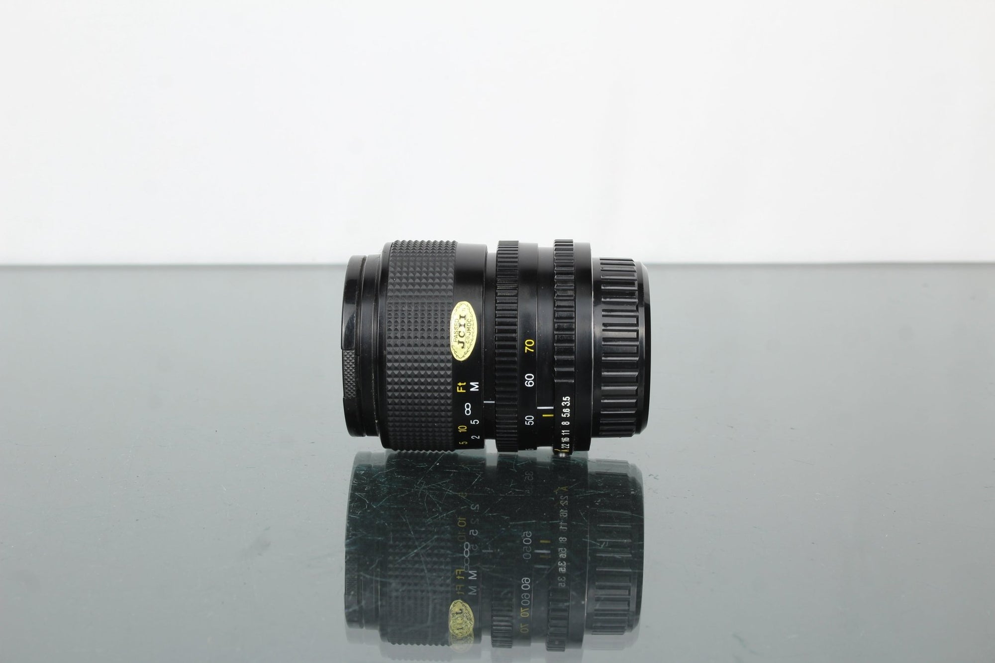 Exakta 35 - 70mm 1:3.5 - 4.8 PK mount - Dutch|Thrift