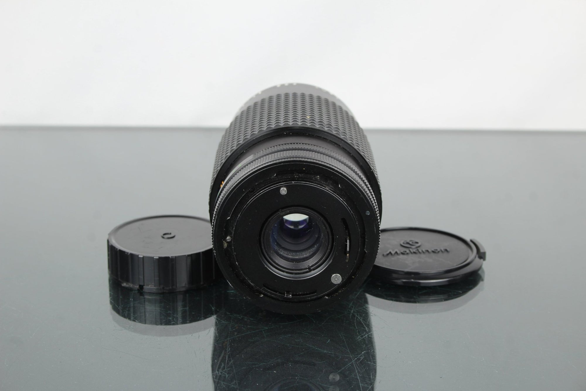 Makinon MC Zoom 1:4.5 80 - 200mm Canon FD Mount - Dutch|Thrift