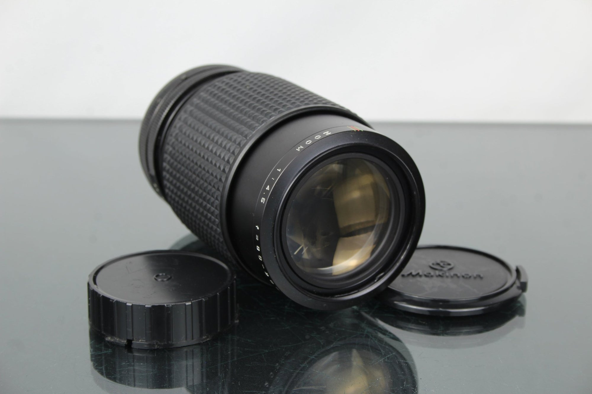 Makinon MC Zoom 1:4.5 80 - 200mm Canon FD Mount - Dutch|Thrift