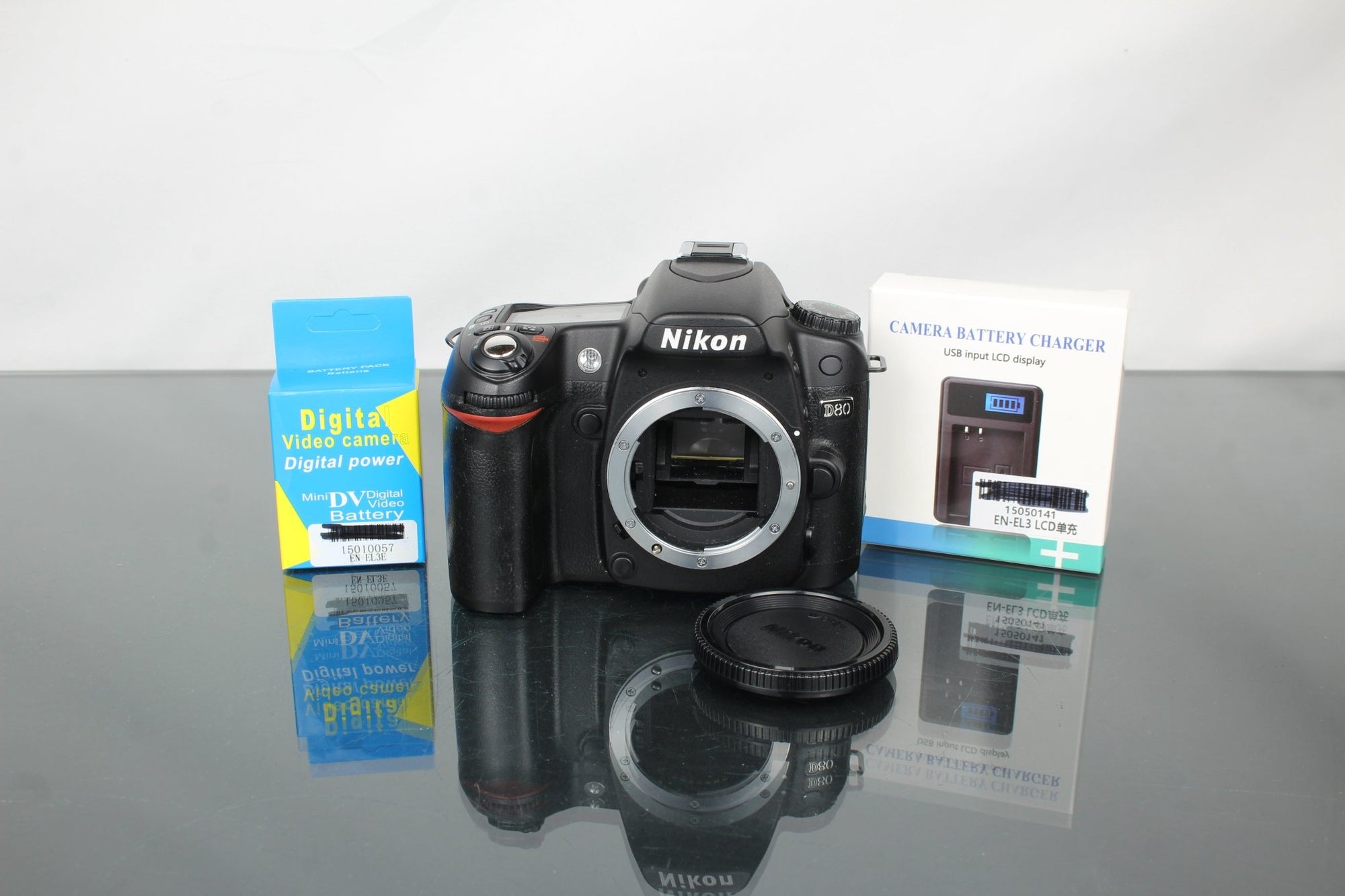Nikon D80 - Dutch|Thrift