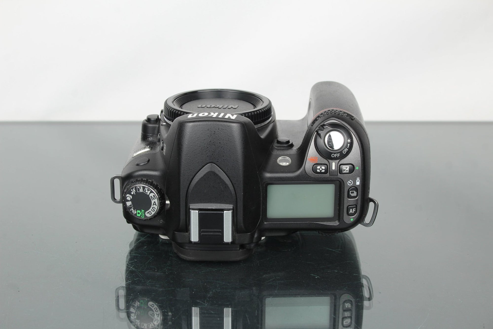 Nikon D80 - Dutch|Thrift