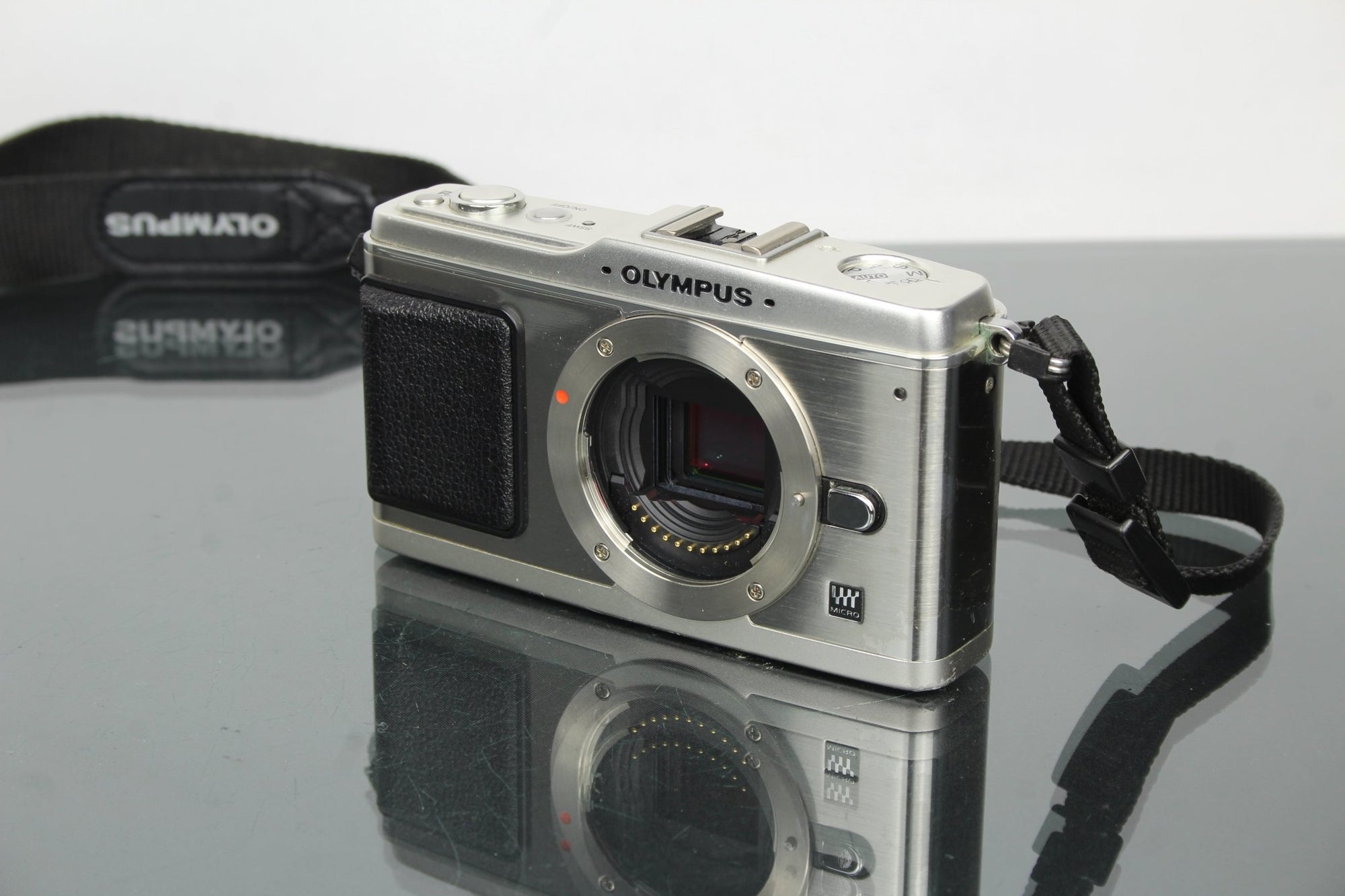 Olympus Pen E - P1 - Dutch|Thrift