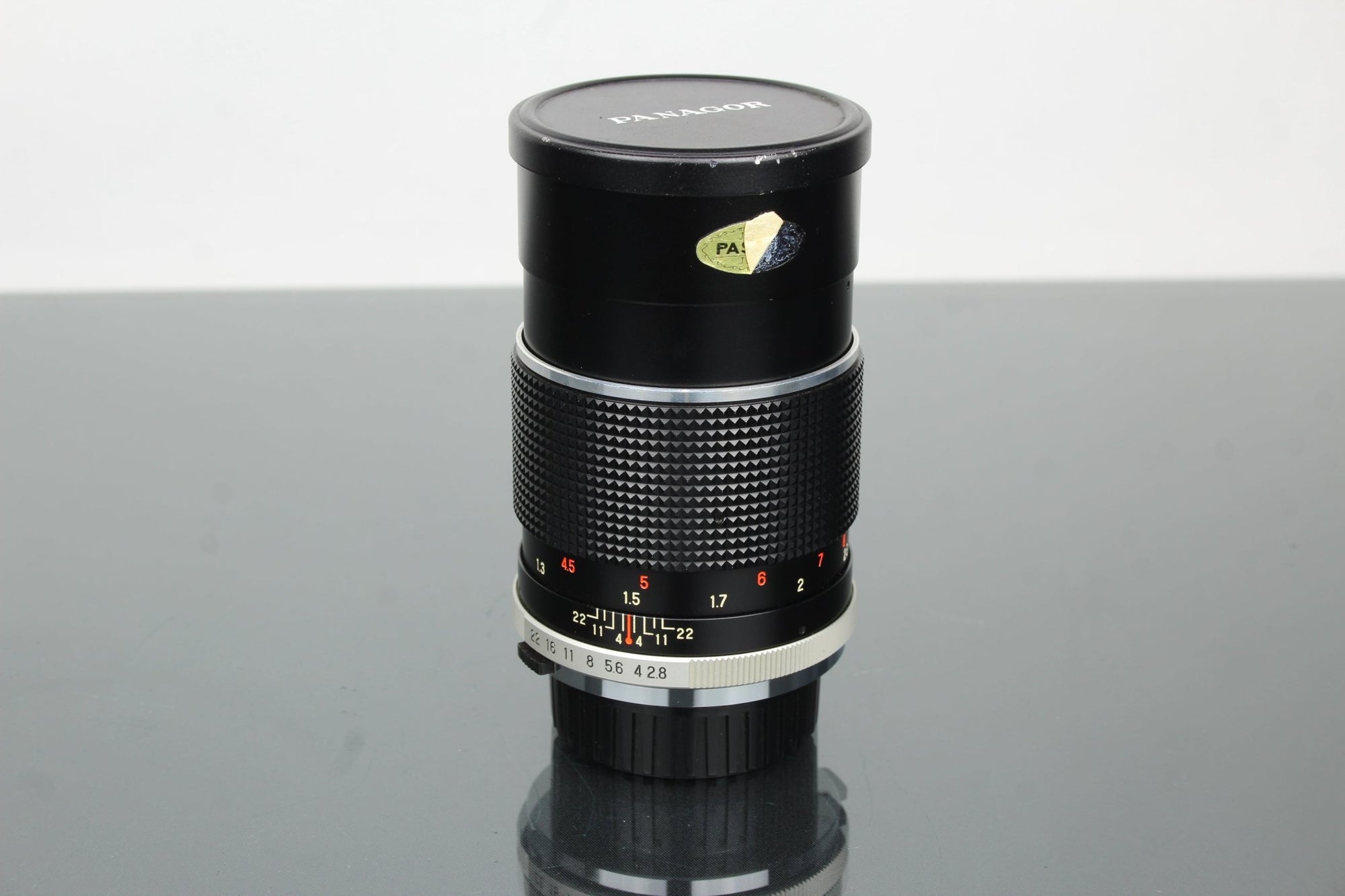 Panagor 135mm 1:2.8 OM Mount - Dutch|Thrift