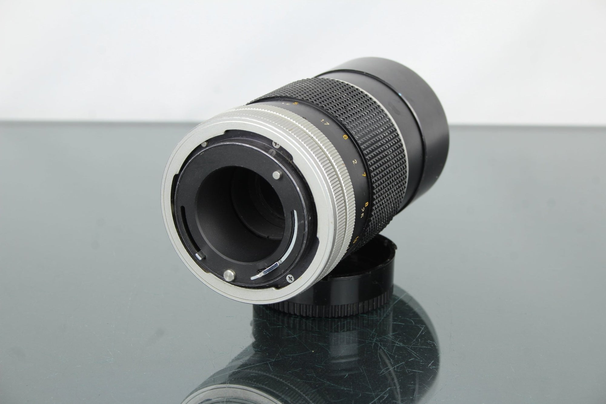 Panagor Auto Tele 135mm 1:2.8 Canon FD Mount - Dutch|Thrift