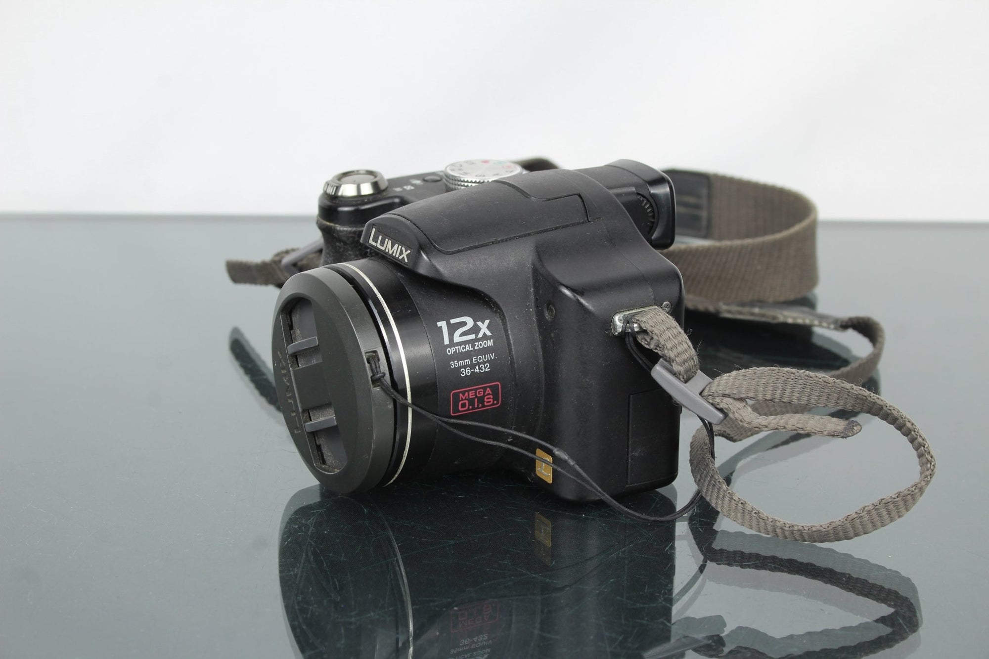 Panasonic Lumix DMC - FZ8 - Dutch|Thrift