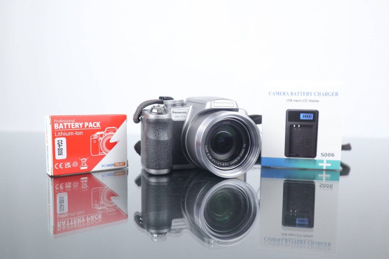 📷 Panasonic Lumix DMC - FZ8 | Digital Bridge Camera | 7.2MP | Silver - Dutch|Thrift