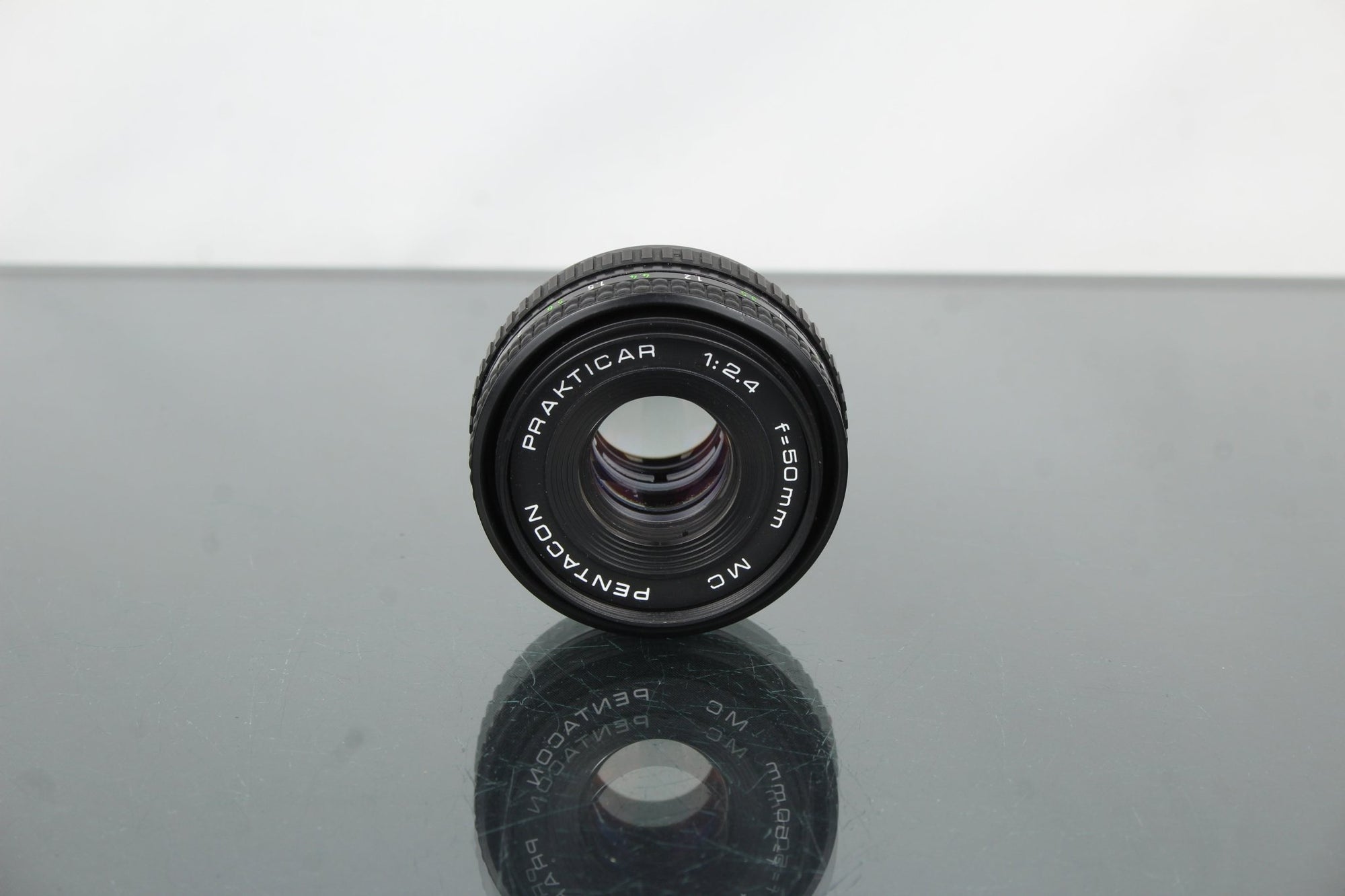 Pentacon Prakticar 1:2.4 50mm PB mount - Dutch|Thrift