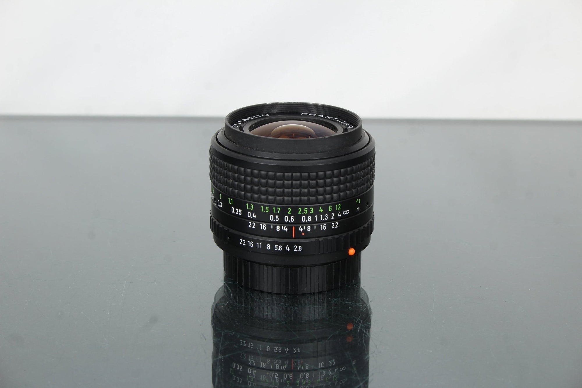 Pentacon Prakticar 1:2.8 28mm Praktica Bayonet - Dutch|Thrift