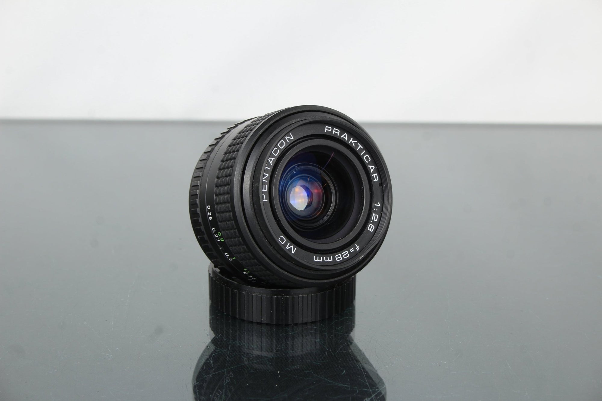 Pentacon Prakticar 1:2.8 28mm Praktica Bayonet - Dutch|Thrift