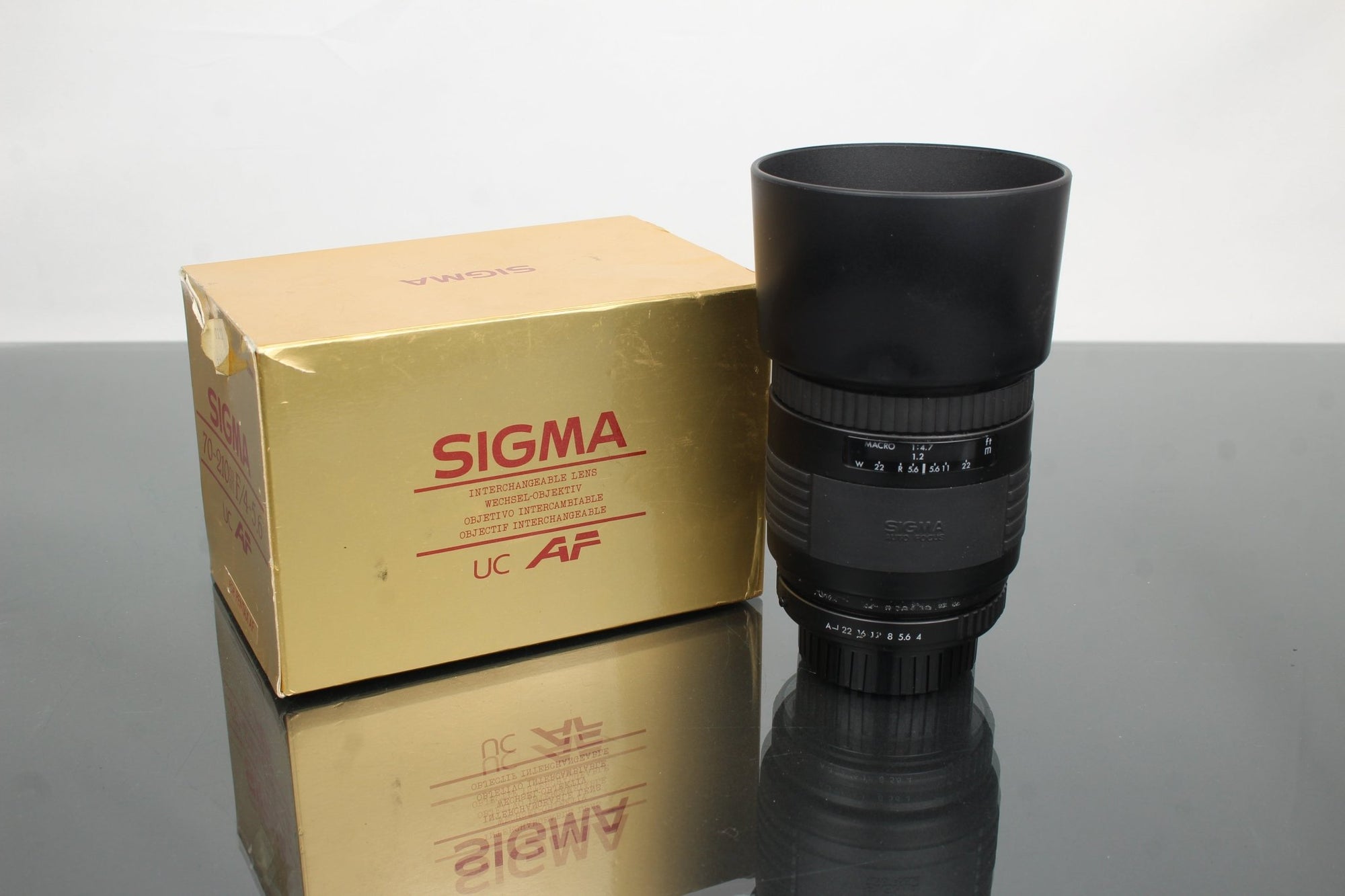 Sigma Auto Focus UC Zoom 70 - 210mm 1:4 - 5.6 Pentax Mount - Dutch|Thrift