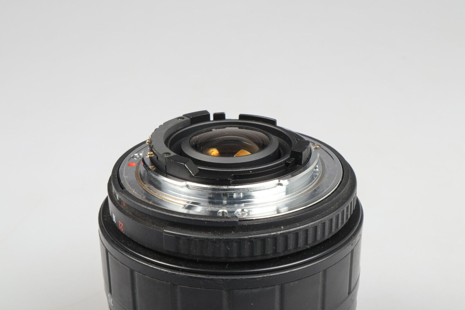 Sigma UC Zoom Lens | 28 - 105mm 1:4 - 5.6 | Minolta A Mount - Dutch|Thrift