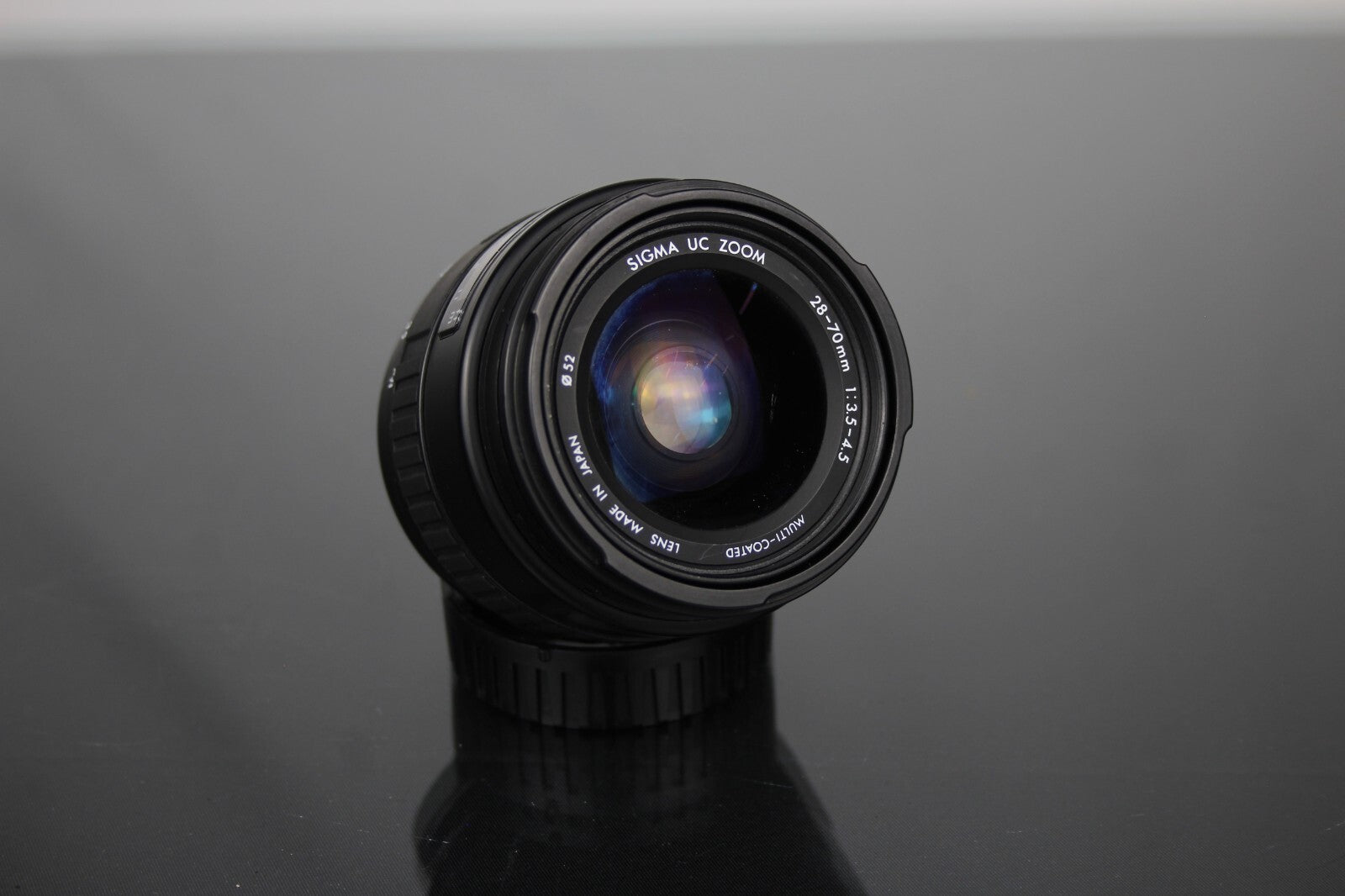 Sigma UC Zoom Lens | 28 - 70mm 1:3.5 - 4.5 | Sony A Mount - Dutch|Thrift