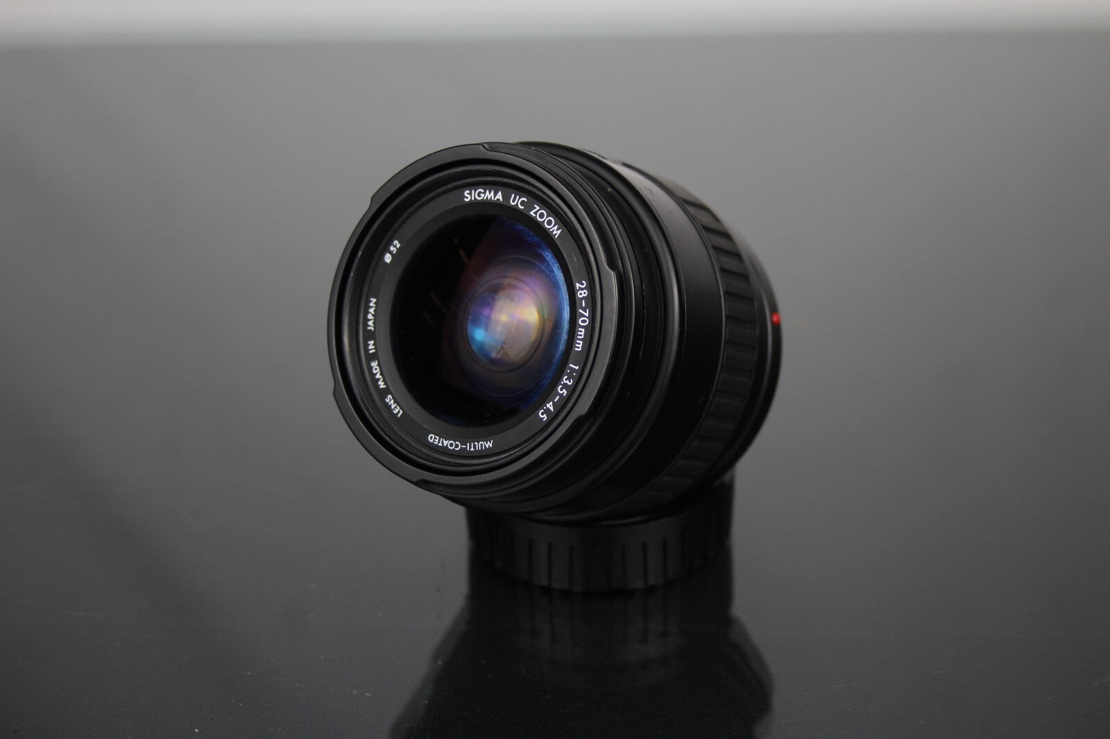 Sigma UC Zoom Lens | 28 - 70mm 1:3.5 - 4.5 | Sony A Mount - Dutch|Thrift