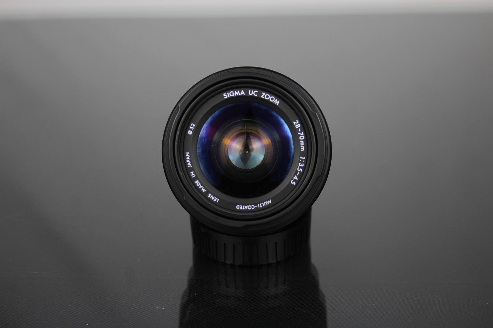 Sigma UC Zoom Lens | 28 - 70mm 1:3.5 - 4.5 | Sony A Mount - Dutch|Thrift