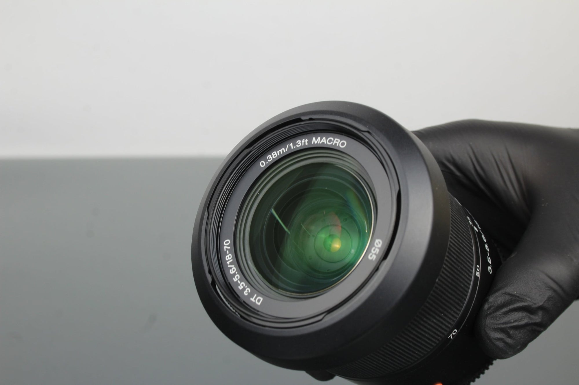 Sony DT 18 - 70mm F3.5 - 5.6 + Sony A - mount - Dutch|Thrift
