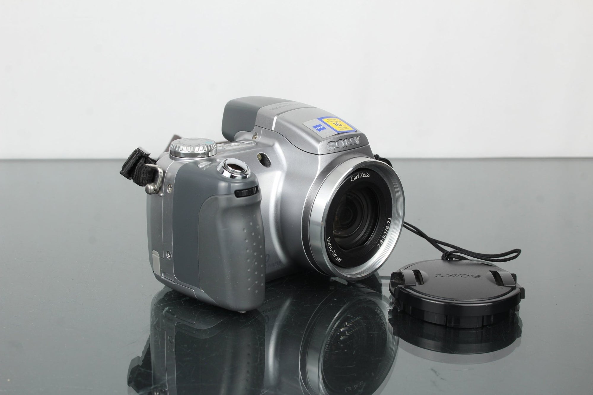 Sony Siper SteadyShot DSC - H2 - Dutch|Thrift