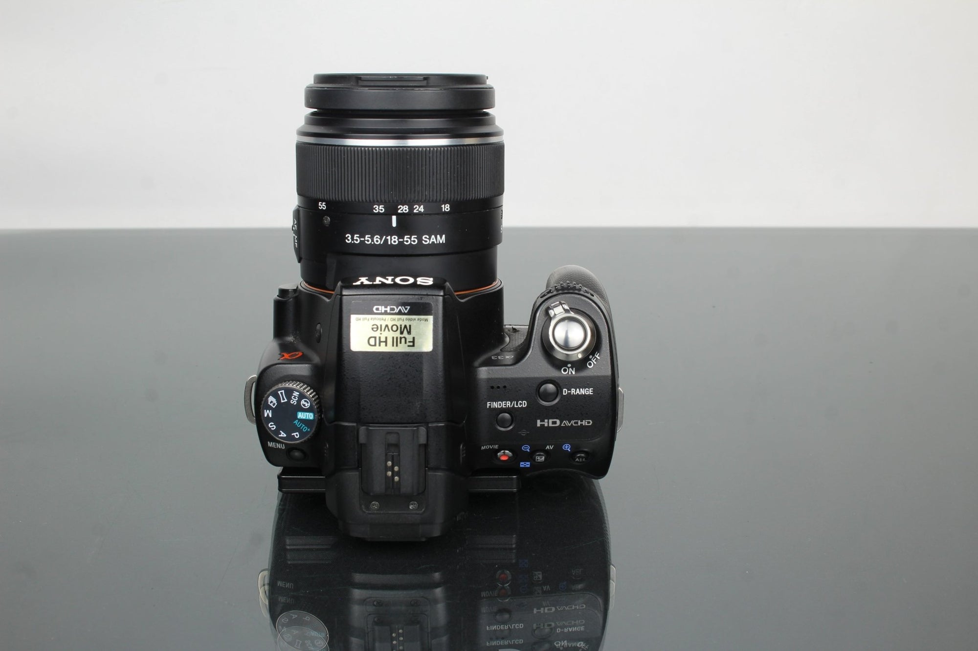 Sony SLT A33 + Sony DT 3.5 - 5.6/18 - 55 Lens - Dutch|Thrift