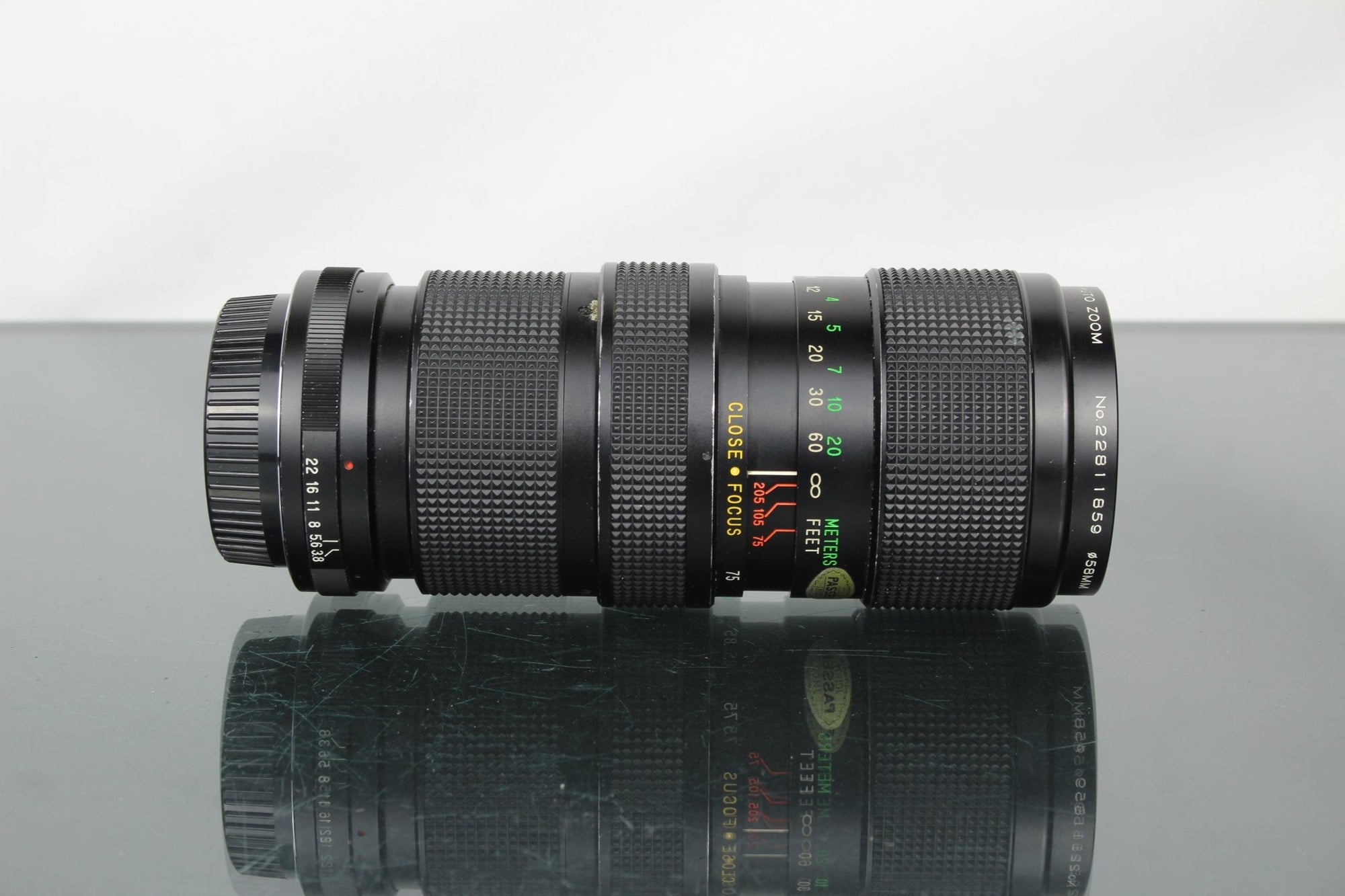 Vivitar 75 - 205mm 1:3.8 PK mount - Dutch|Thrift