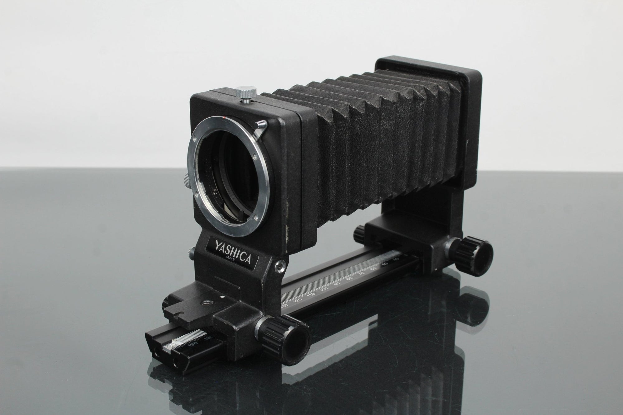 Yashica Balg Bellows Extension Unit - Dutch|Thrift