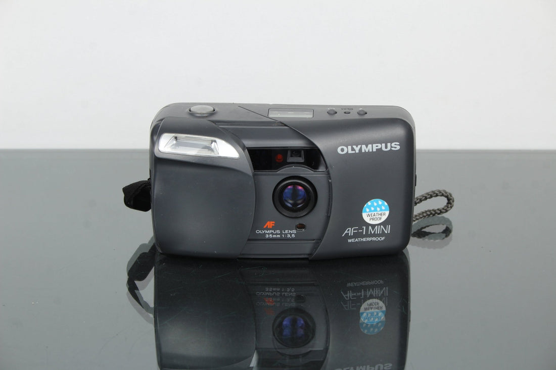 Olympus AF-1 mini Review: Pocket Film Camera Guide - Dutch|Thrift