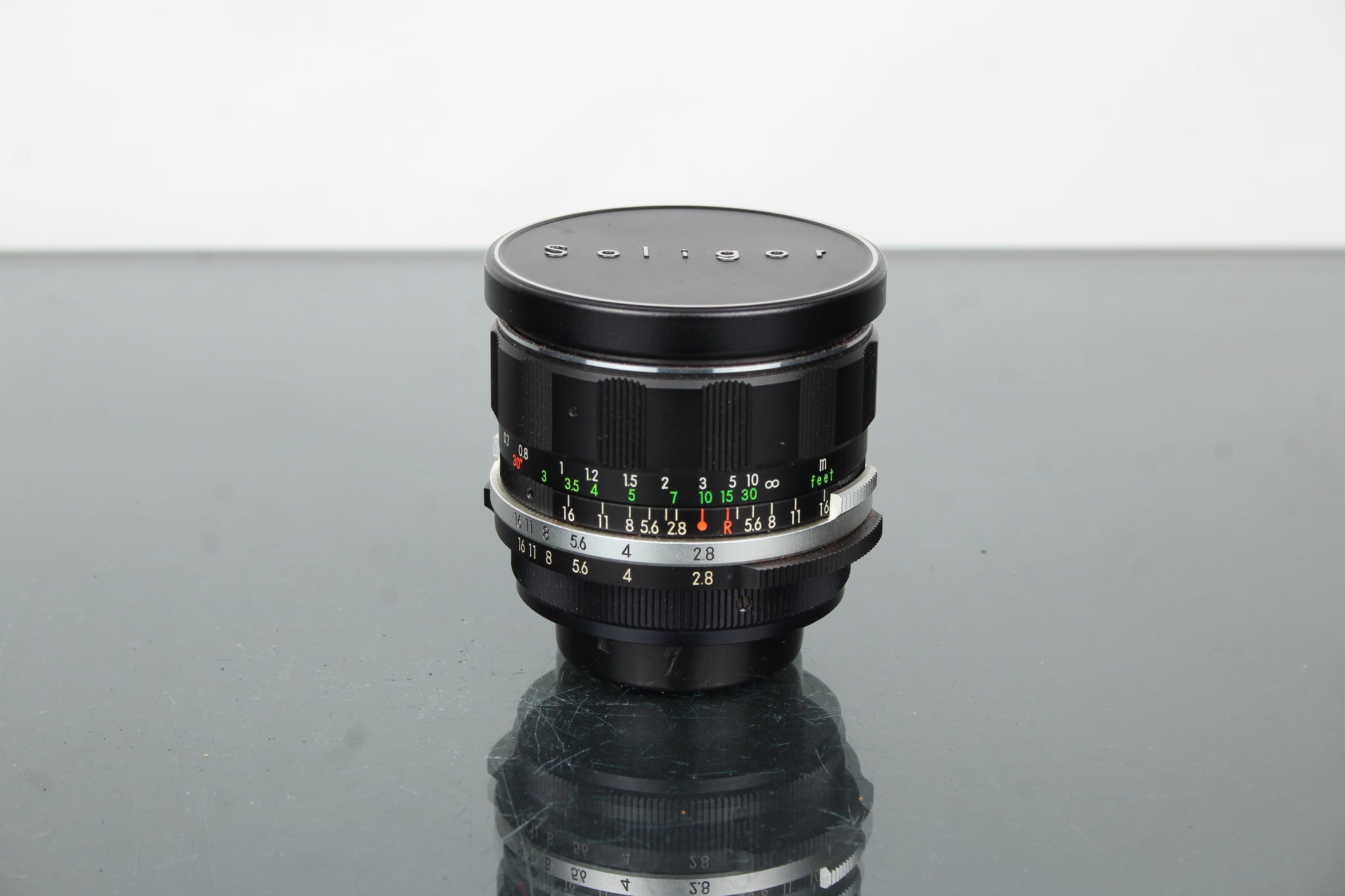 Soligor 1:2.8 f=28mm M42 Bevestiging