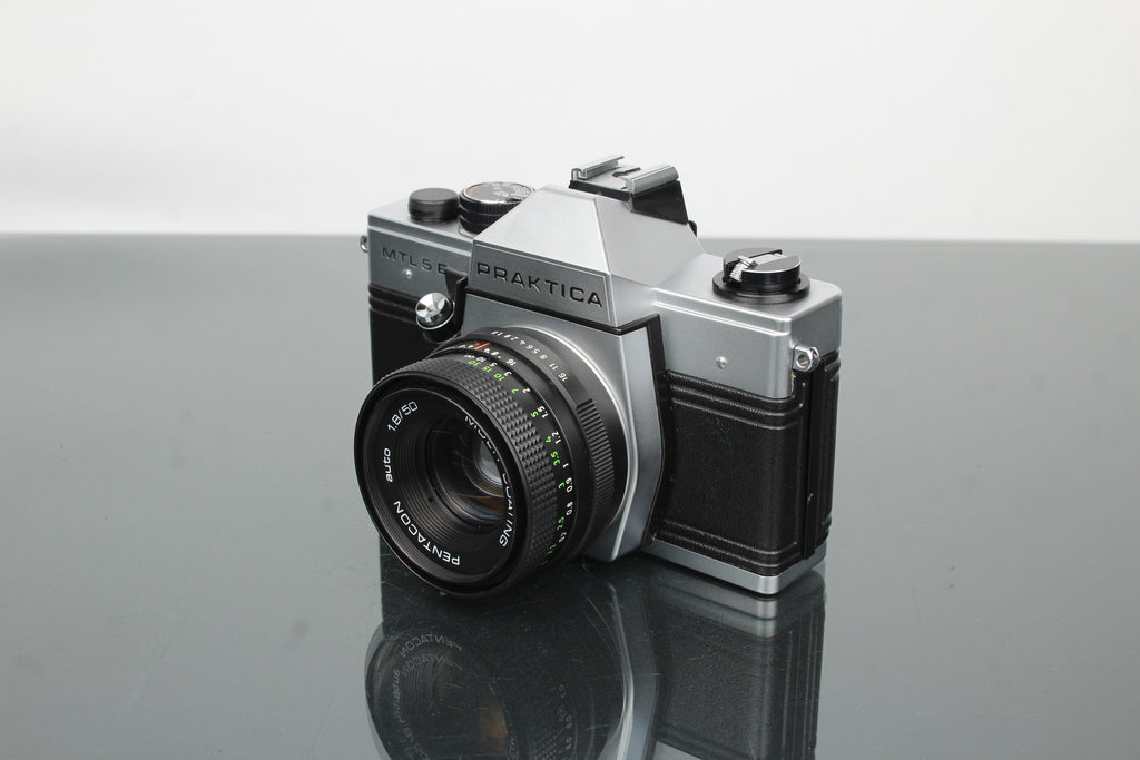 Praktika MLT 5 B + Pentacon auto 1.8/50 lens (M42 bevestiging)