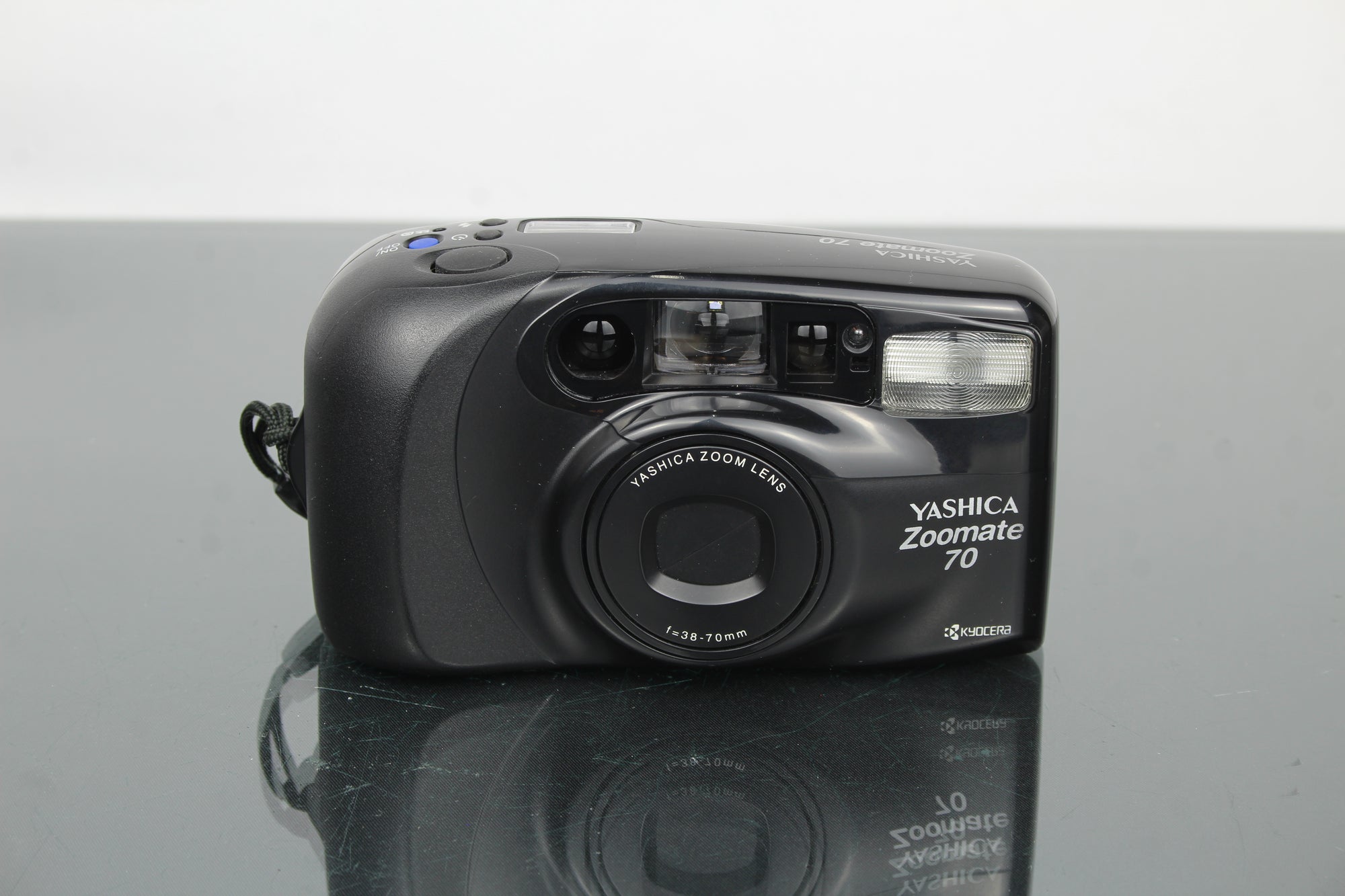 Yashica Zoomate 70