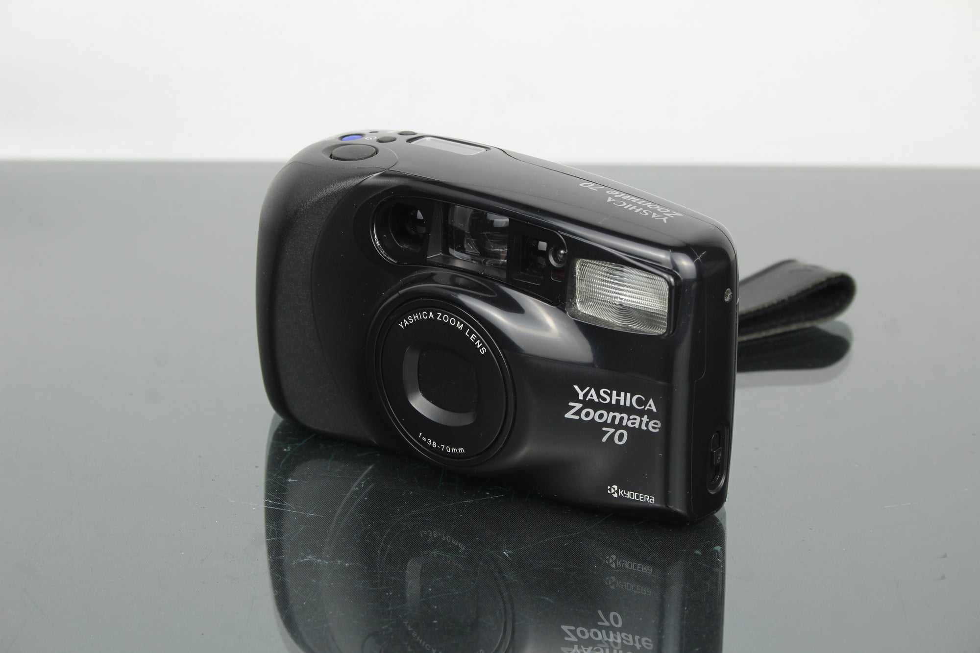 Yashica Zoomate 70