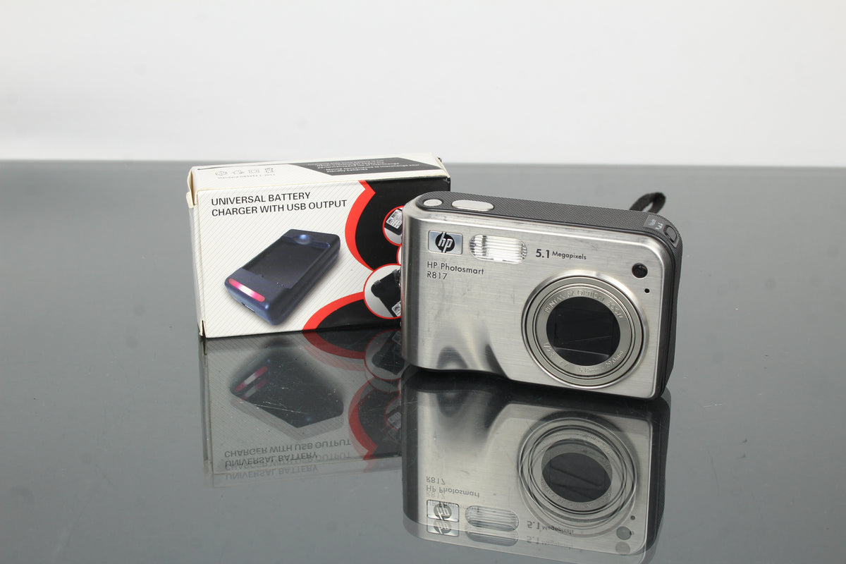 HP Photosmart R817