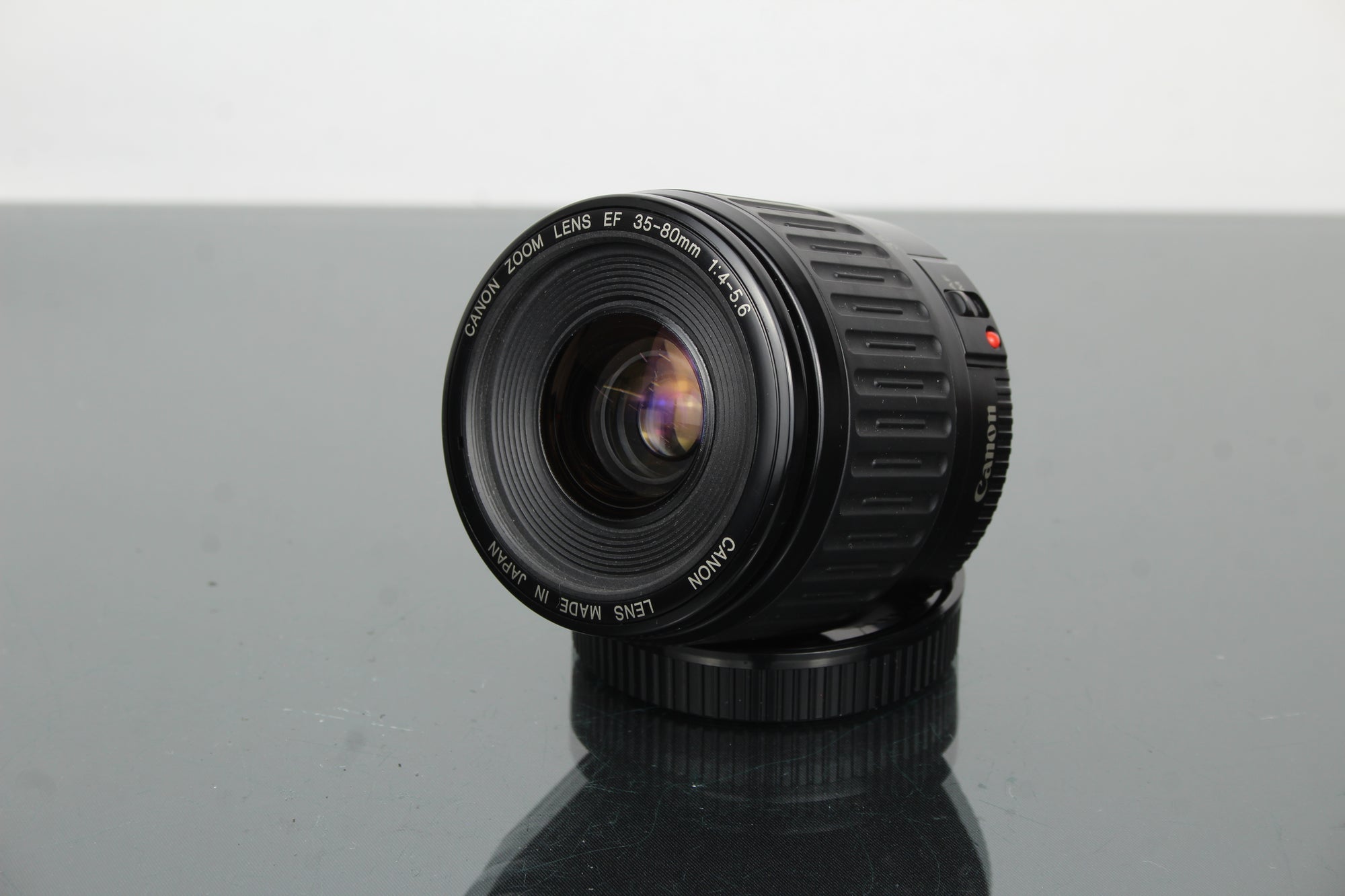 Canon Zoomlens EF 35-80mm 1:4-5.6 + Canon EF-vatting