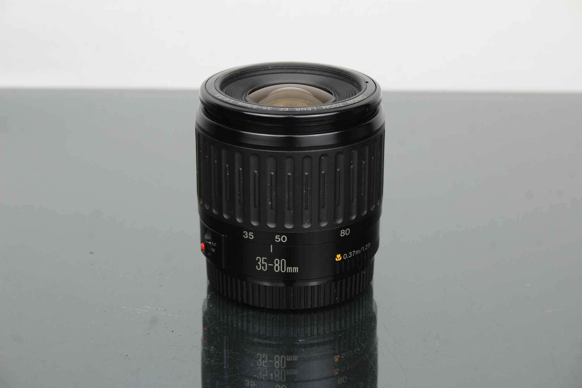 Canon Zoomlens EF 35-80mm 1:4-5.6 + Canon EF-vatting