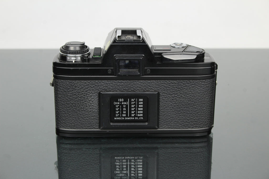 Minolta X-300 + objectif MD Rokkor 50mm 1:1.7 55mm