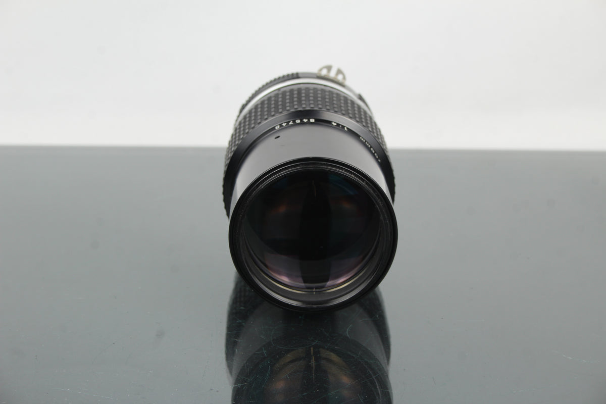 Nikkor 200mm 1:4 monture Nikon F