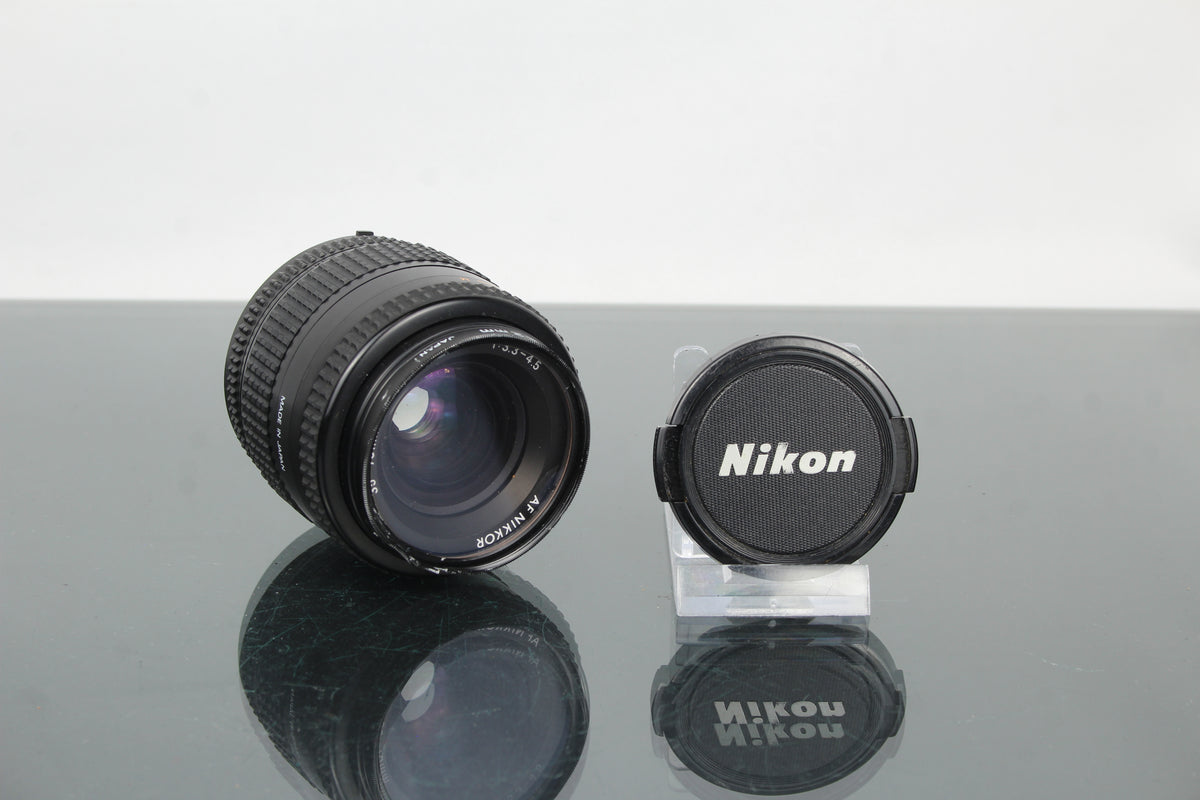 Nikon AF Nikkor 35-70mm 1:3.3-4.5 (monture F)