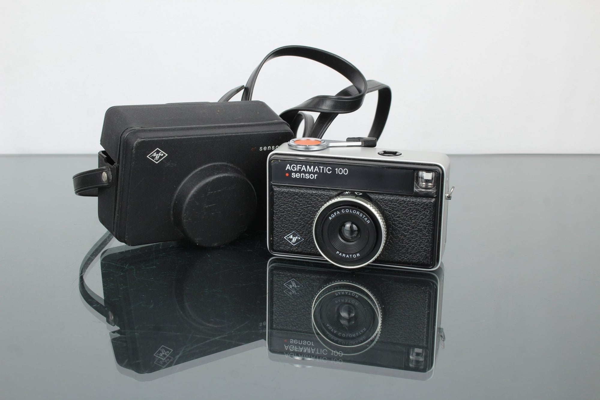 Agfa Agfamatic 100 - Dutch|Thrift