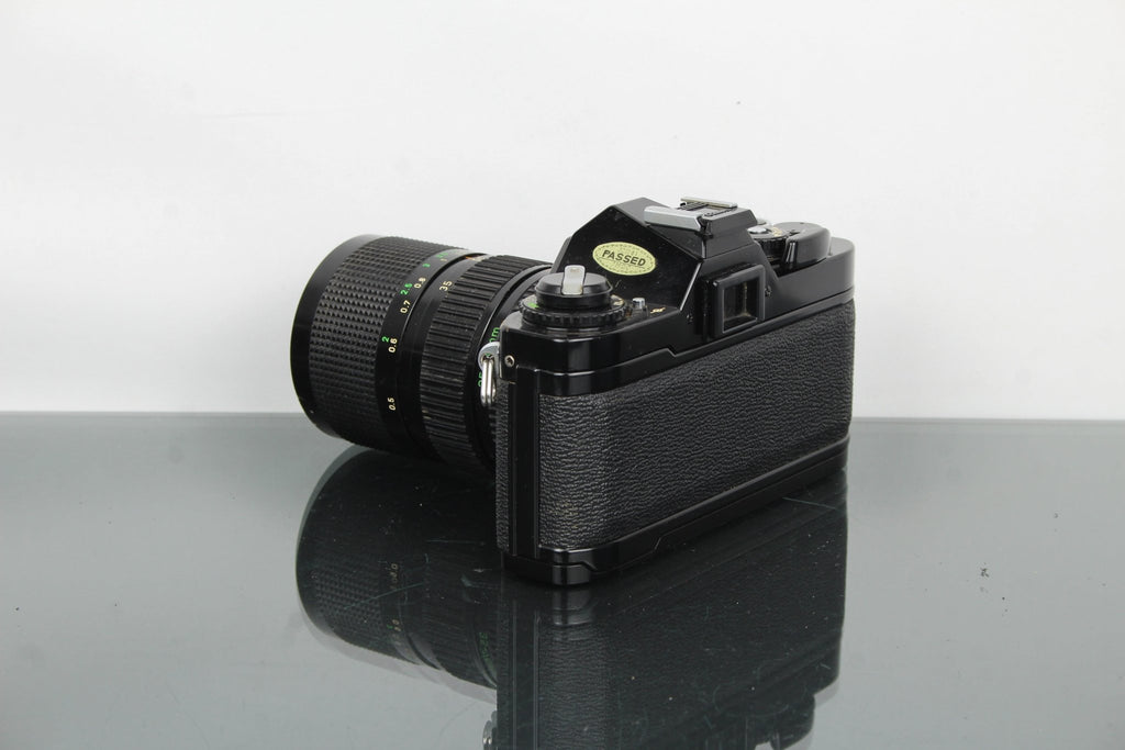 Canon AV - 1 + FD Zoom Lens 35 - 70mm 1:4 - Dutch|Thrift