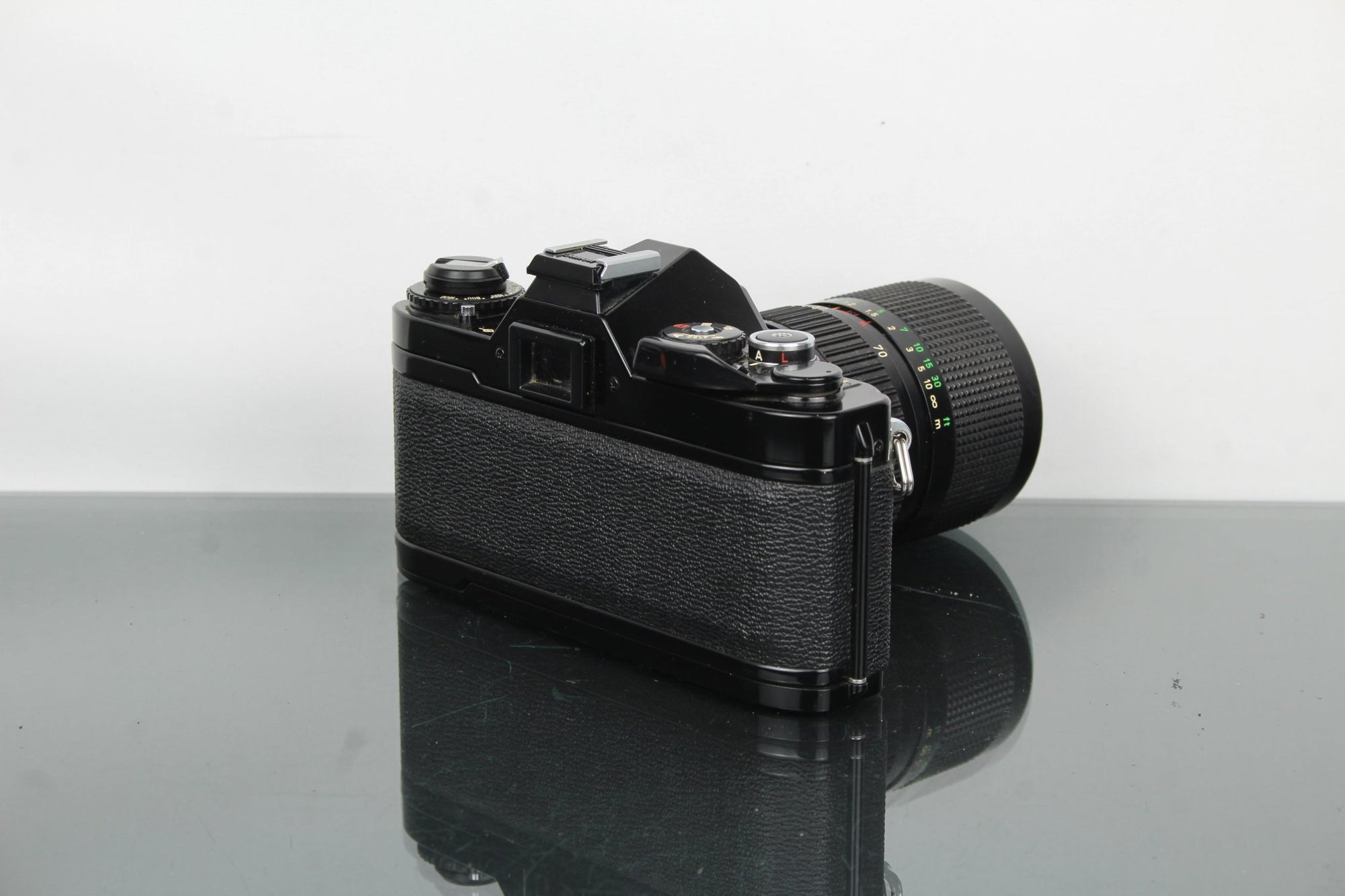 Canon AV - 1 + FD Zoom Lens 35 - 70mm 1:4 - Dutch|Thrift
