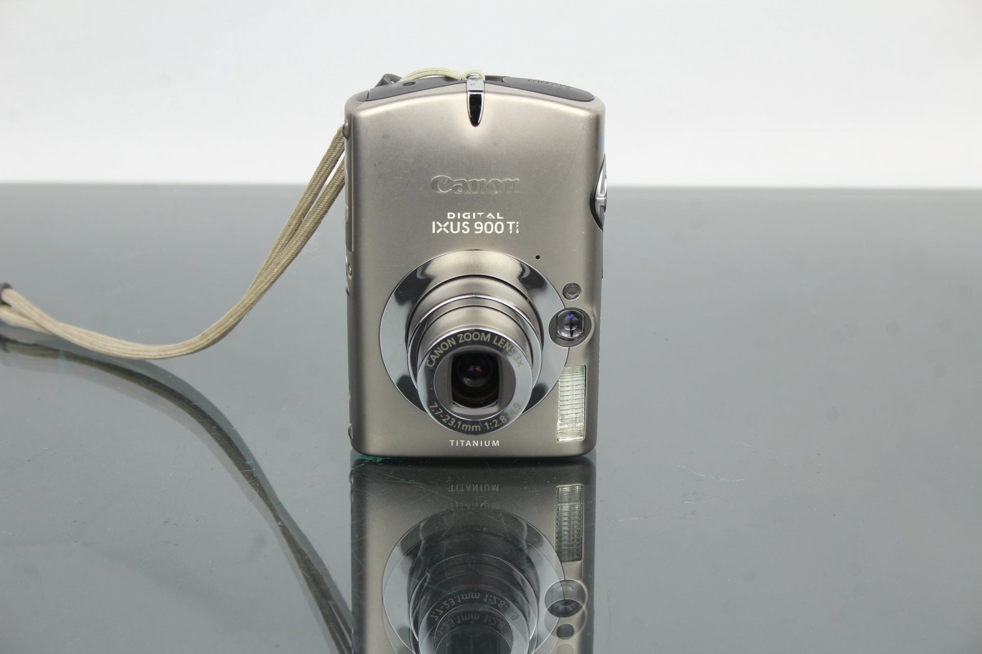 Canon Digital IXUS 900TI - Dutch|Thrift