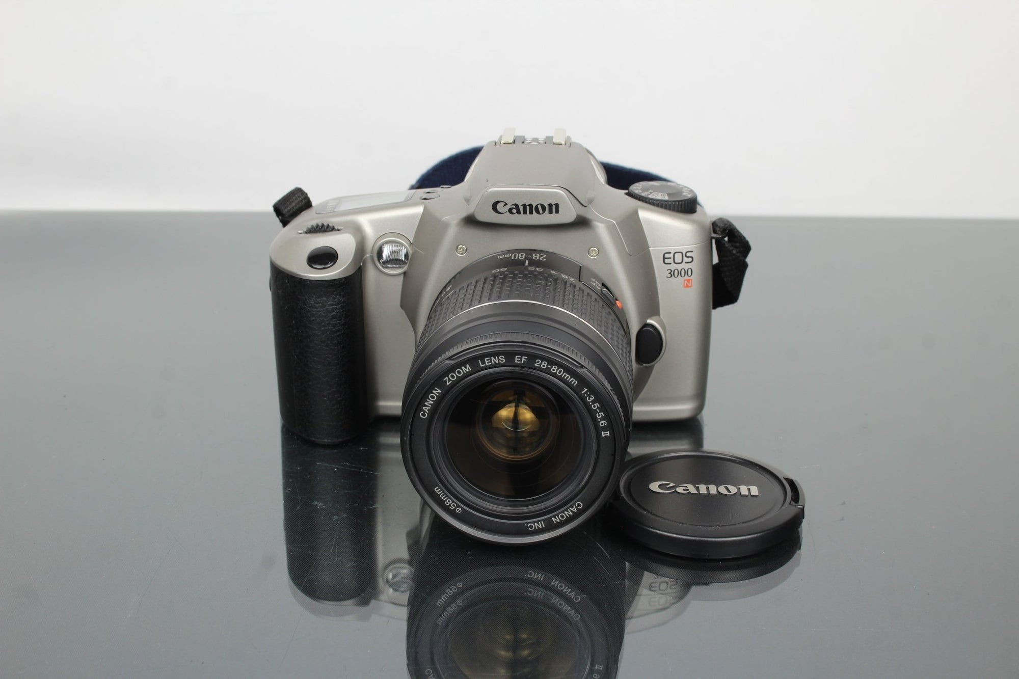 Canon EOS 3000 N + Canon EF 8 - 80mm 1:3.5 - 5.6 II lens - Dutch|Thrift