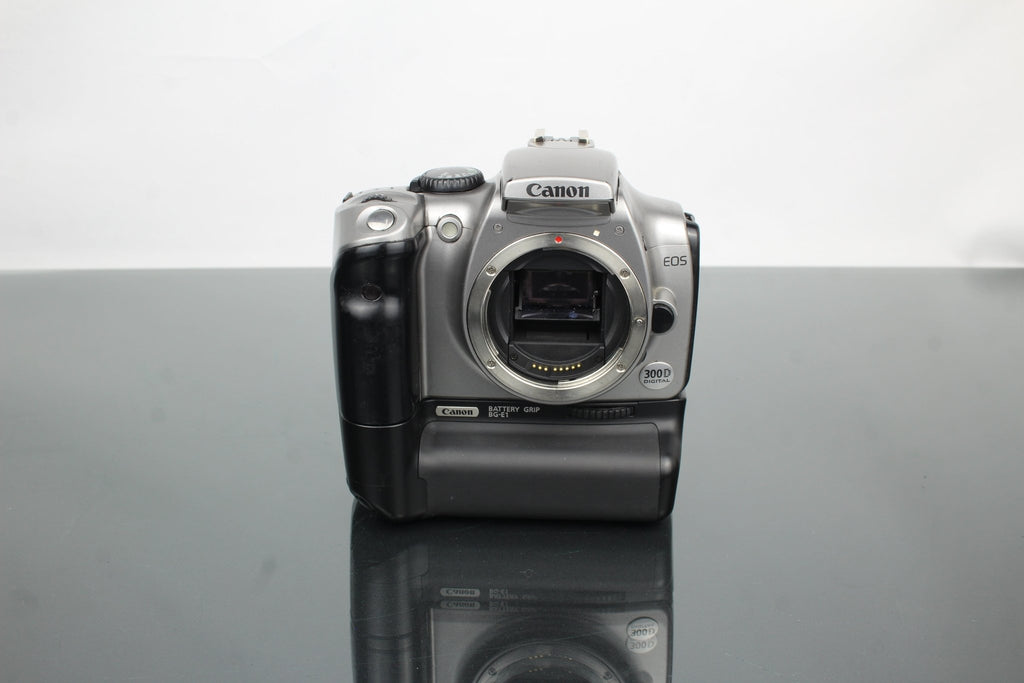 Canon EOS 300D + EF - S 18 - 55mm 1:3.5 - 5.6 Canon lens - Dutch|Thrift