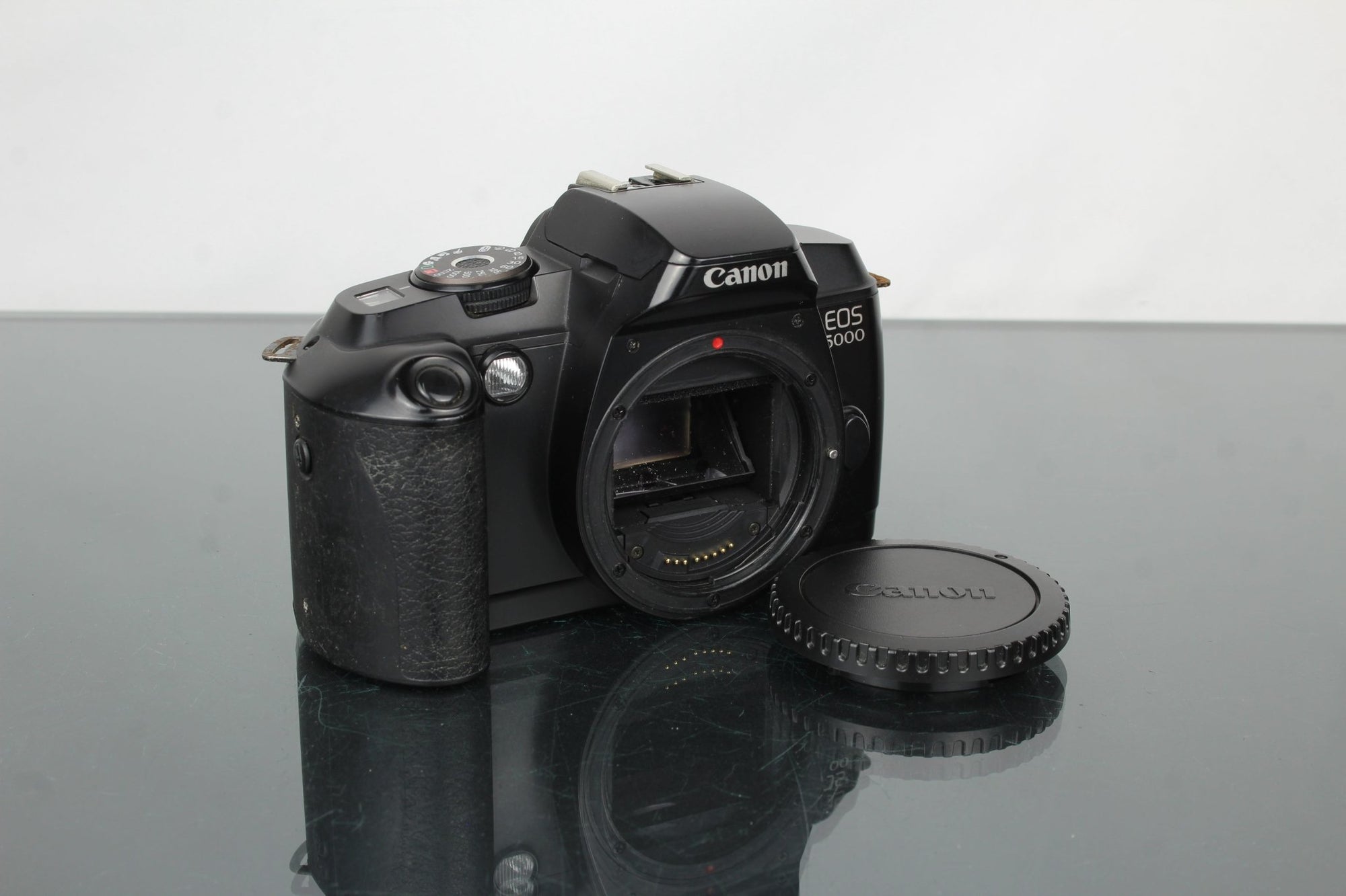 Canon EOS 500 - Dutch|Thrift