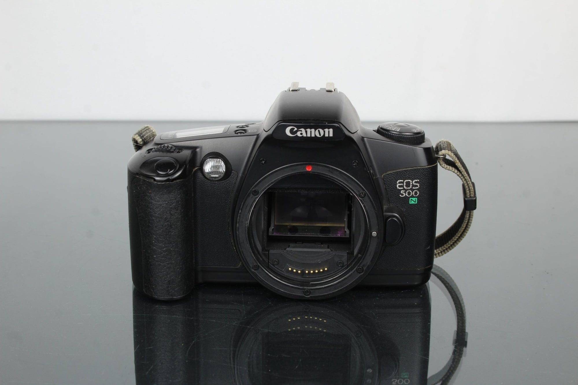 Canon EOS 500N - Dutch|Thrift